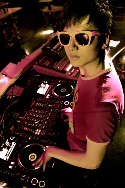 ɳX-FiveBar DJ