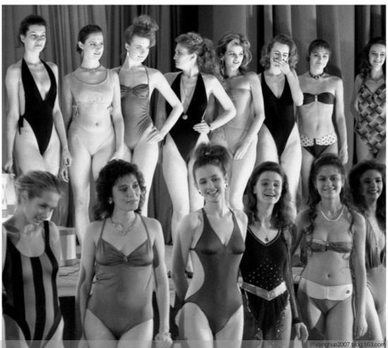 88年前苏联首次选美大赛曝光 布条装穿越难掩佳丽豪乳蜂腰
