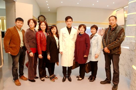 湘雅医院与湖南广播电视台合作拍摄《爱的妇产