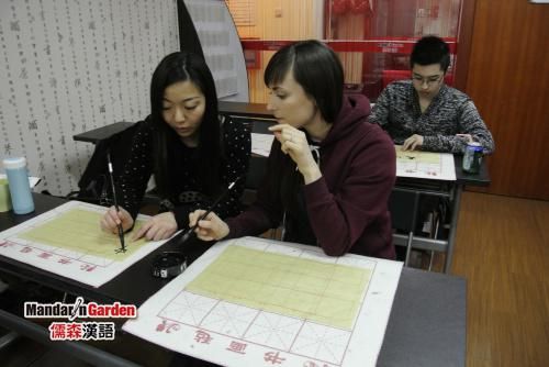 中国游客席卷日本 上海汉语培训呈狂热